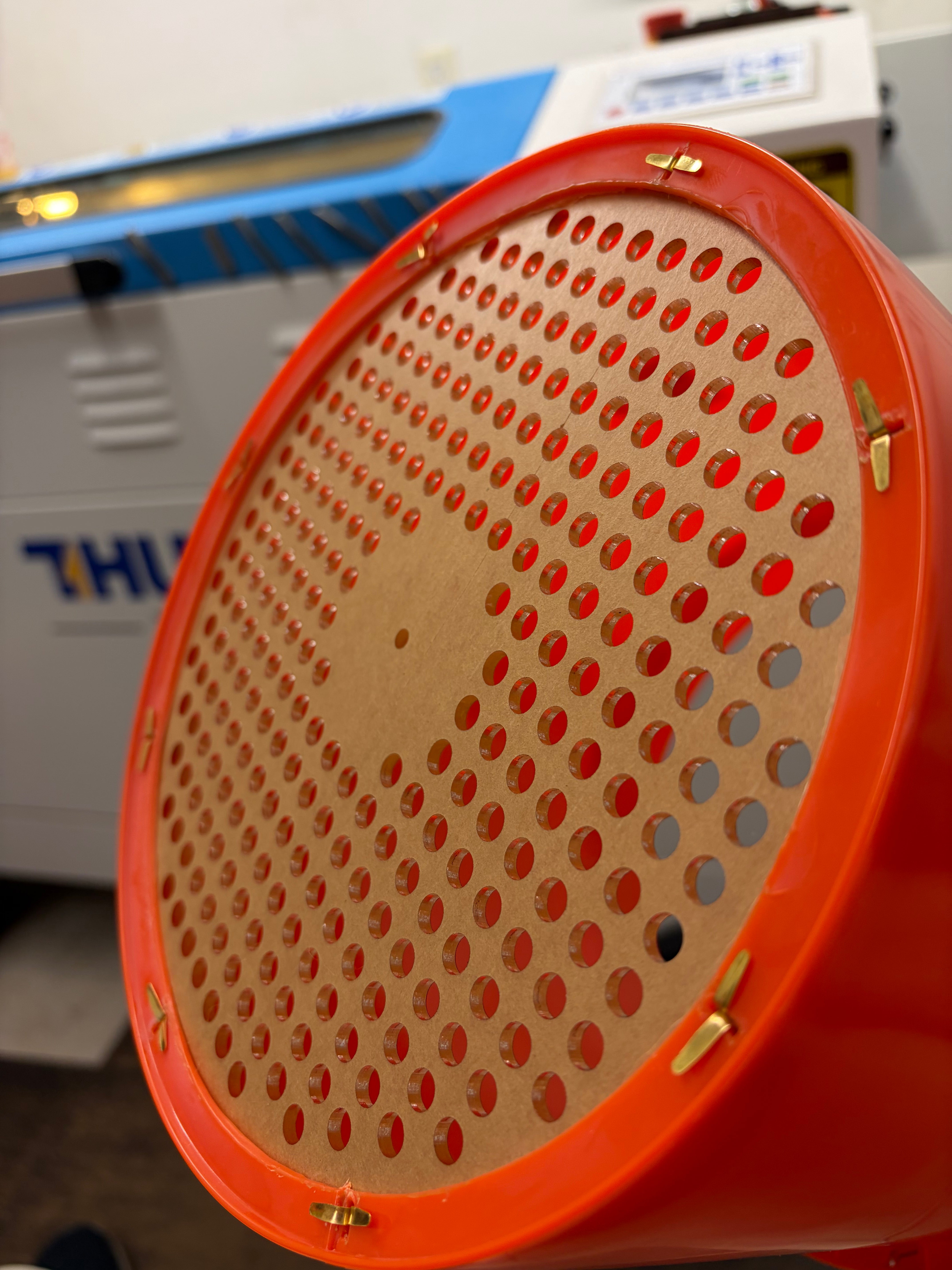 Curated visual reference: Dubia Roach Ventilation Systems Reference: Dubia Roach Bucket Sifter 2 Gal 5 Gal Laser Cut