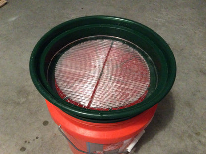 CLEAR Acrylic Round (11") Mealworm Pupae Sifting Tray